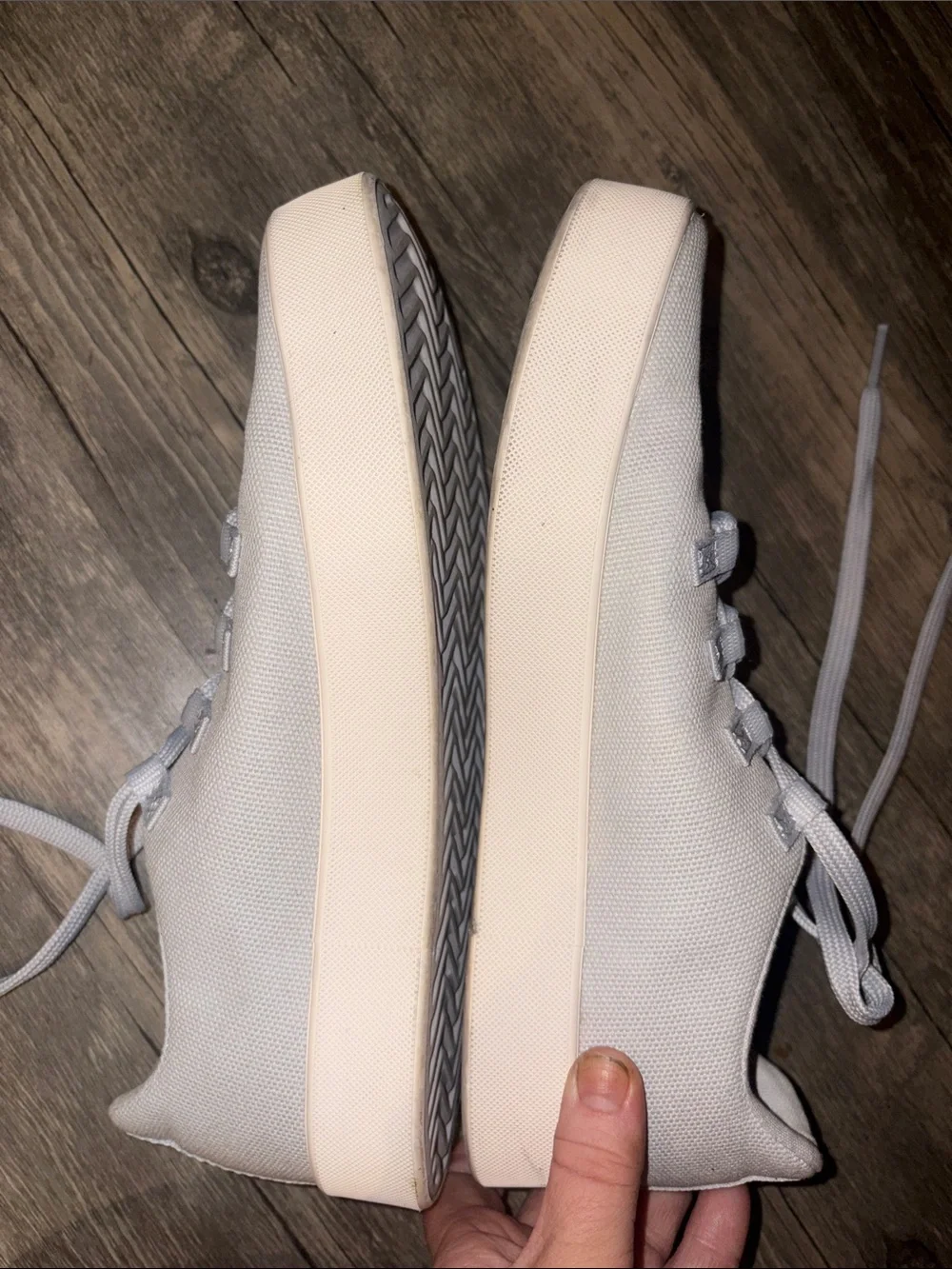 NO BULL canvas trainers - like new  Mens 8 woman’s 9.5